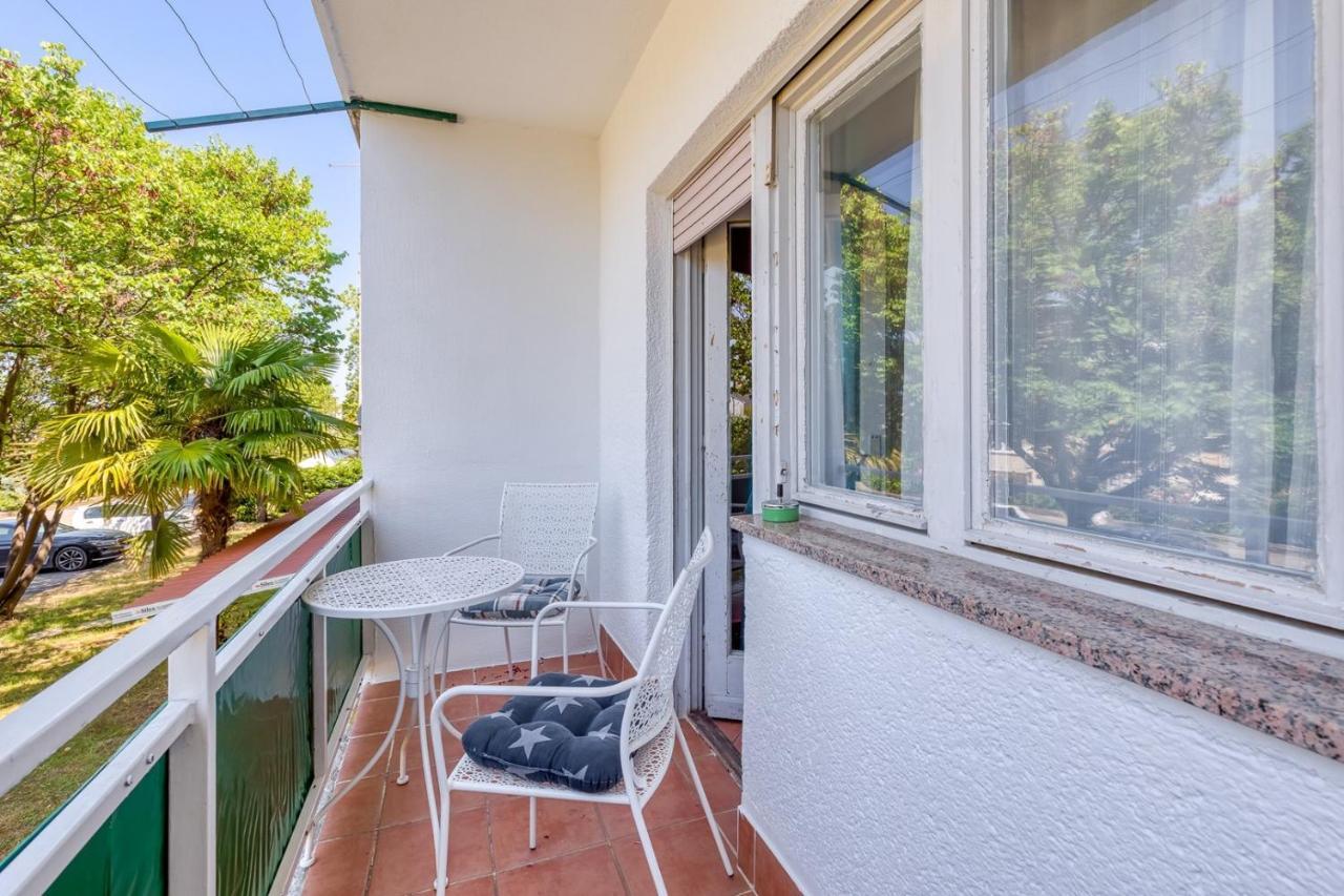 Apartment Gaby With Balcony Poreč Eksteriør billede